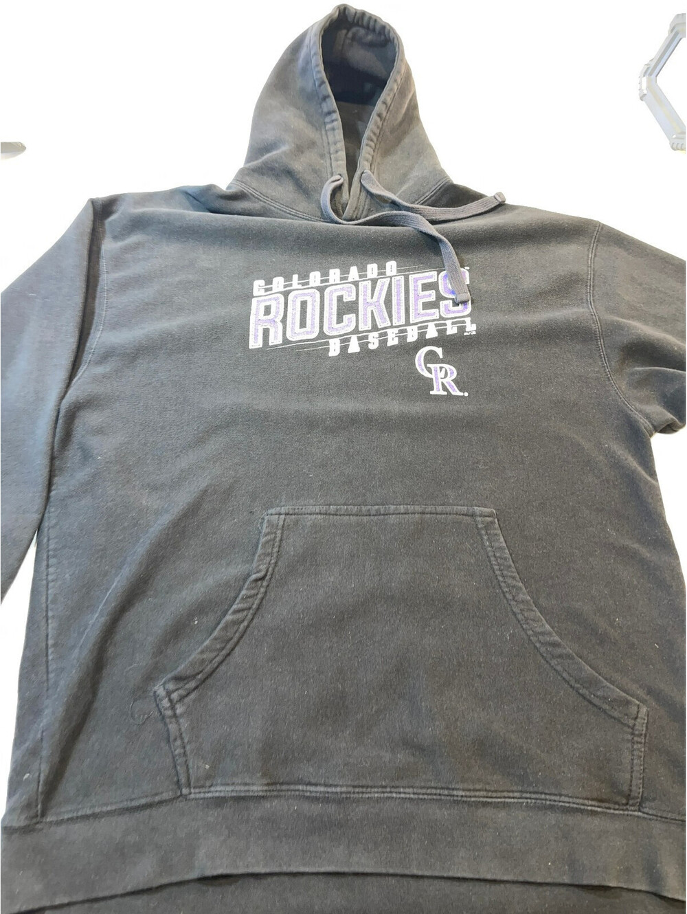 STYLE BGI 707 COLORADO ROCKIES BASEBALL PULLOVER HOODIE CHEST X-LARGE 48"x 28.5"